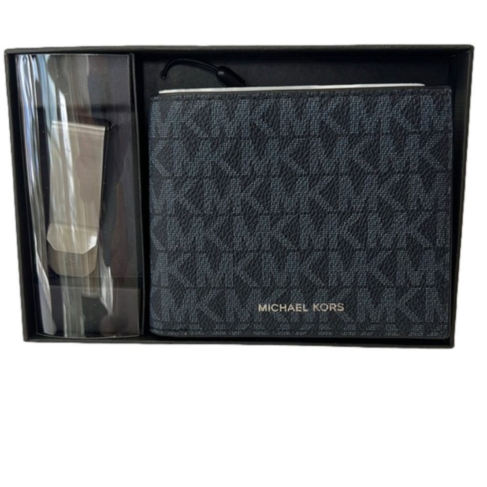 NIB Michael Kors Bi fold Wallet